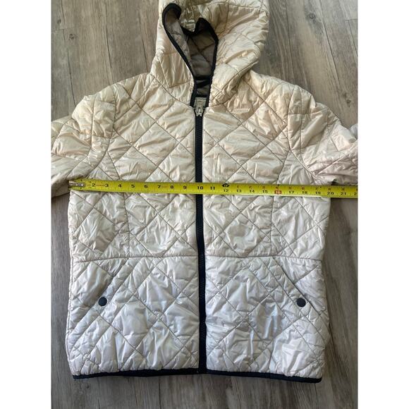 Abercrombie & Fitch Cream Quilted Jacket - Picture 7 of 10